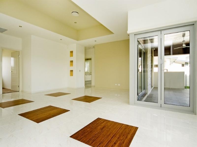 Hope Island QLD 4212