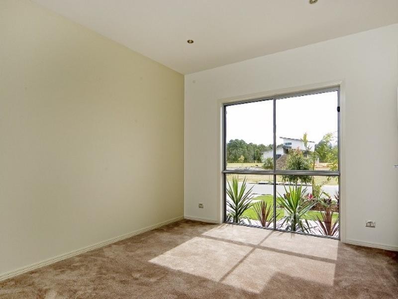 Hope Island QLD 4212