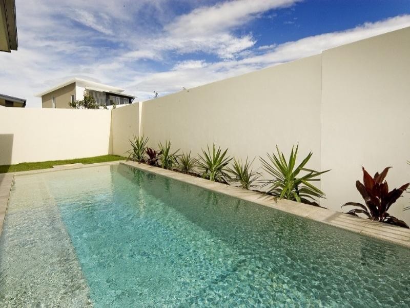 Hope Island QLD 4212