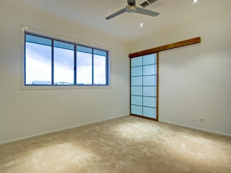 Hope Island QLD 4212