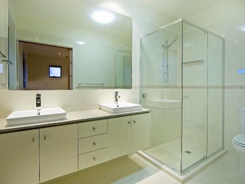 Hope Island QLD 4212