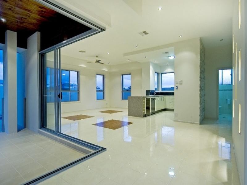 Hope Island QLD 4212