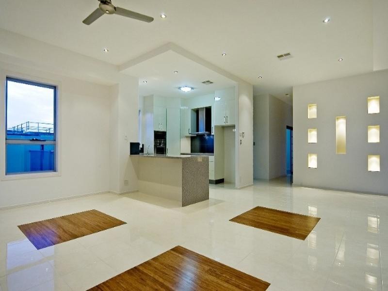 Hope Island QLD 4212