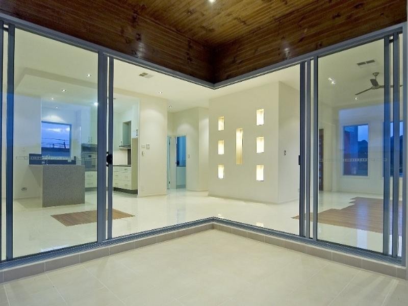 Hope Island QLD 4212