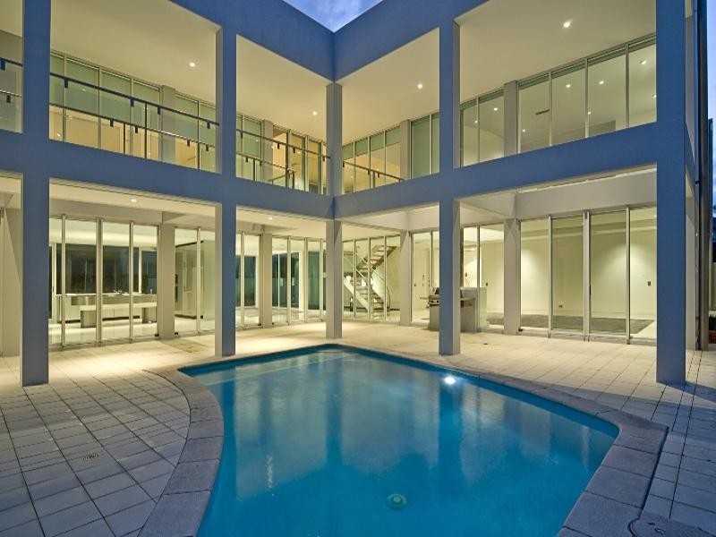 Paradise Point QLD 4216