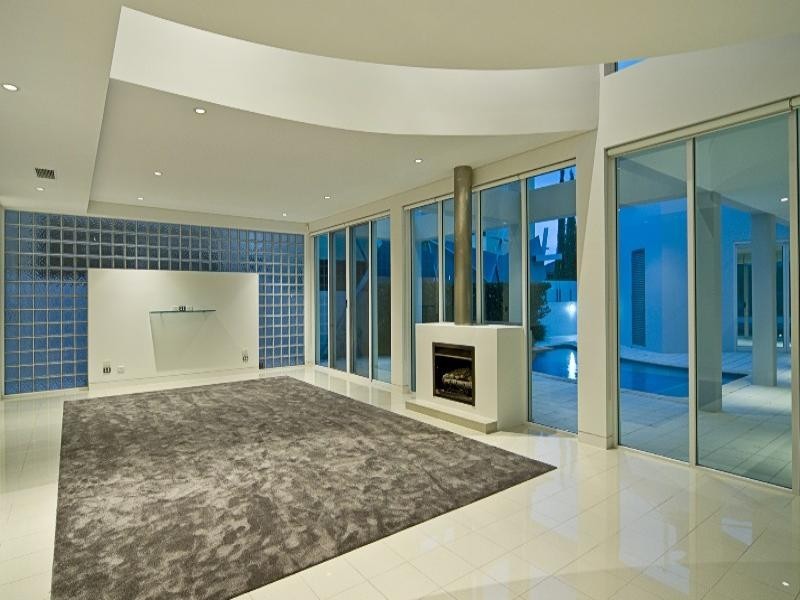 Paradise Point QLD 4216