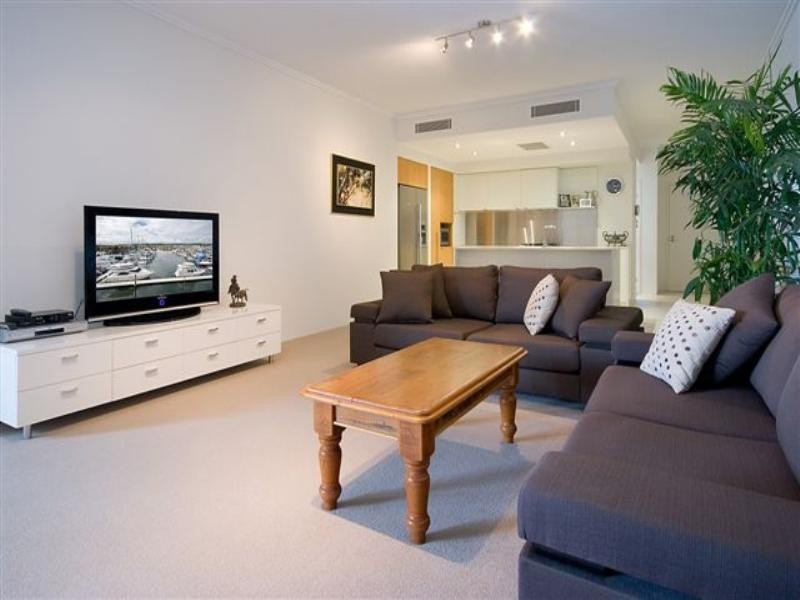 Hope Island QLD 4212