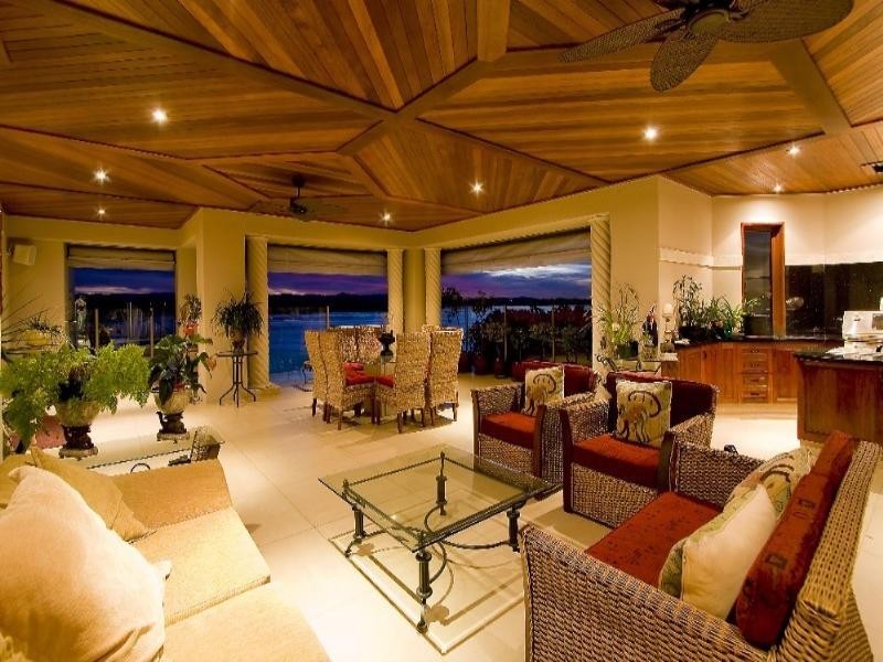 Paradise Point QLD 4216