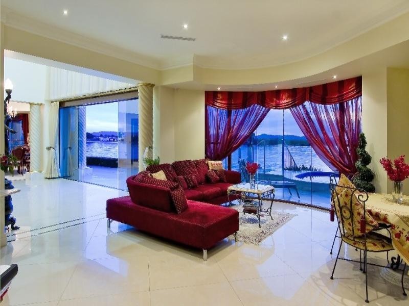 Paradise Point QLD 4216