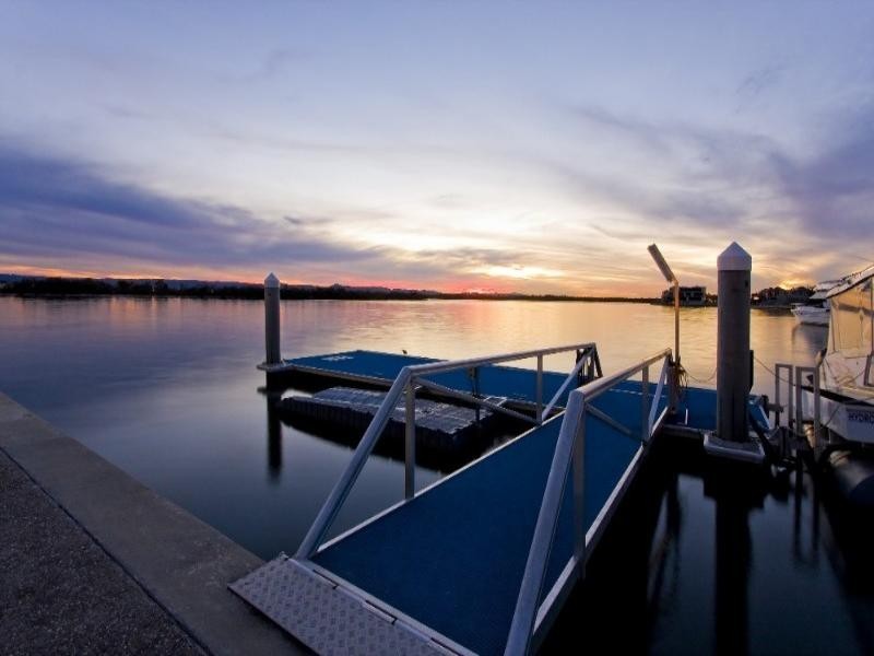 Paradise Point QLD 4216