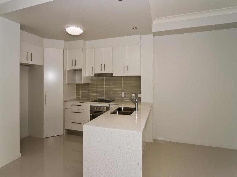 Paradise Point QLD 4216