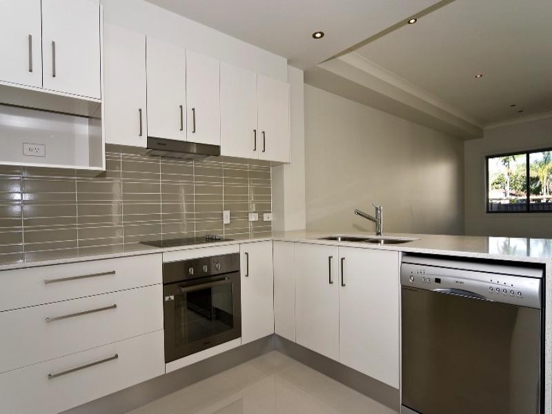 Paradise Point QLD 4216