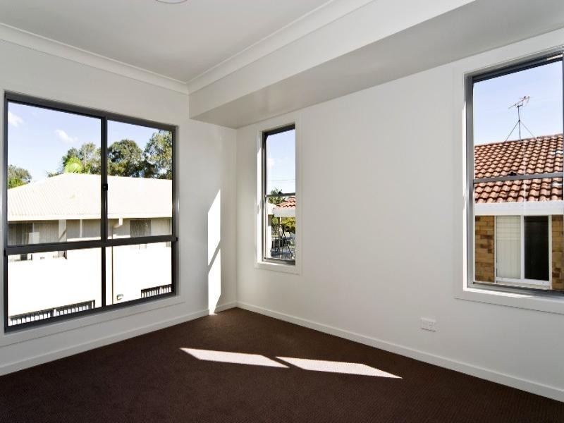 Paradise Point QLD 4216