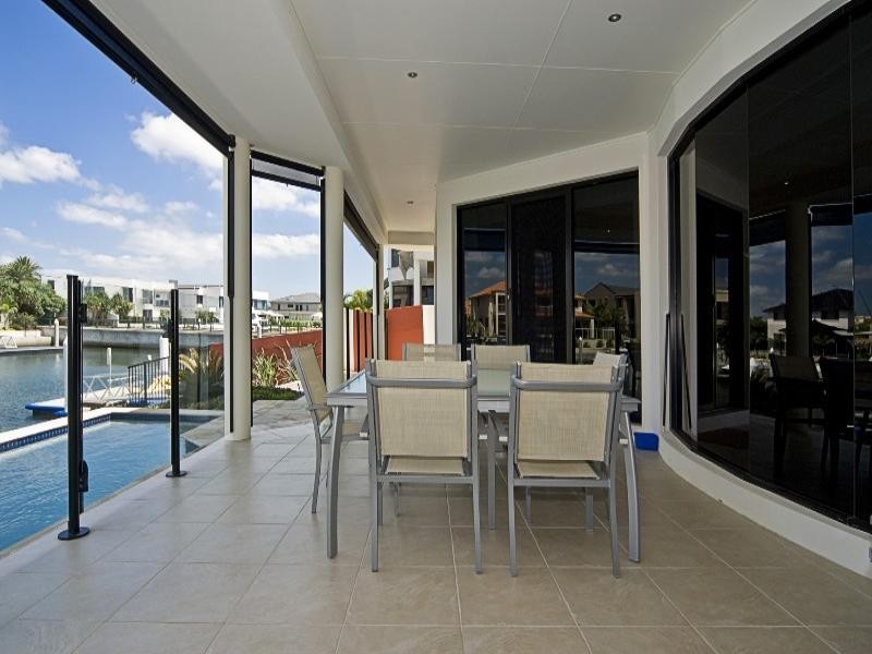 Paradise Point QLD 4216