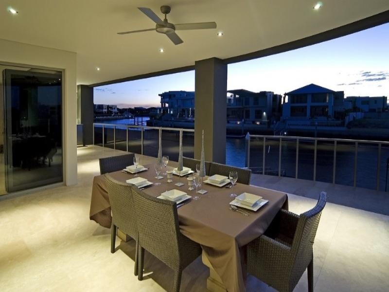 Paradise Point QLD 4216