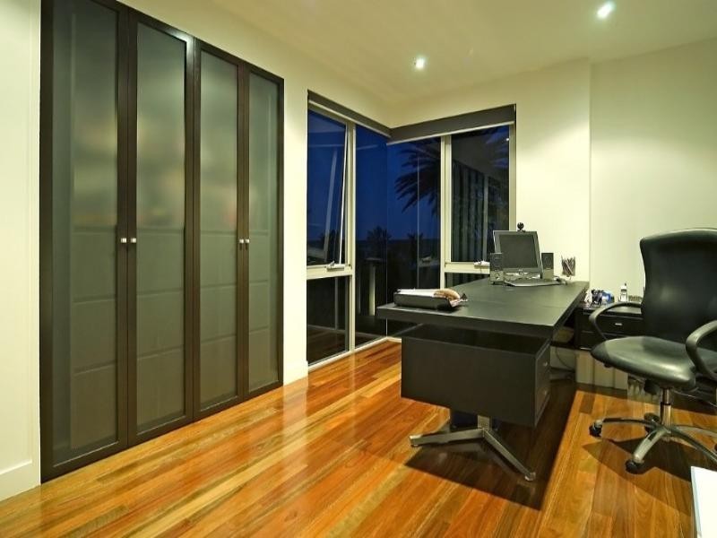 Paradise Point QLD 4216