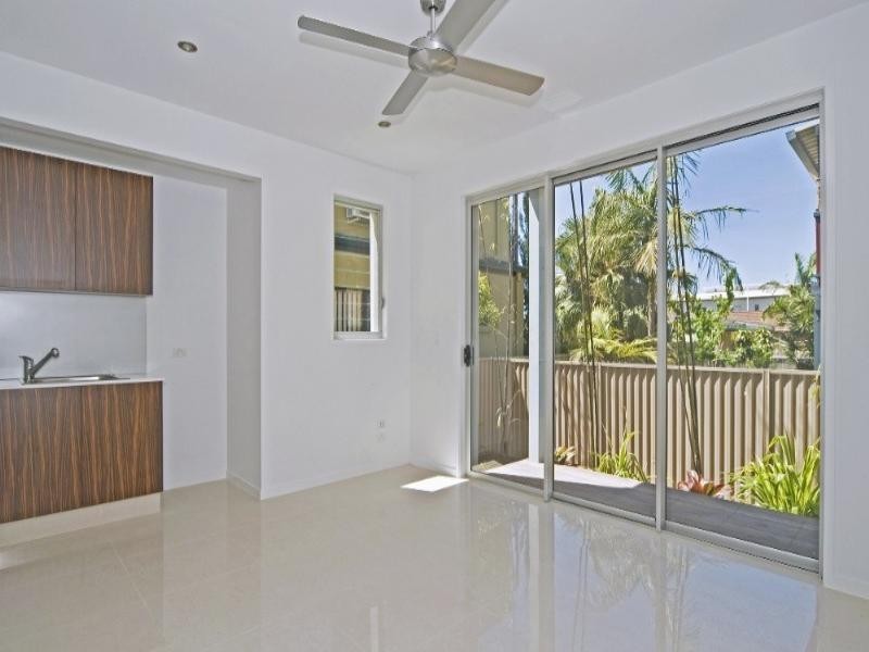 Paradise Point QLD 4216