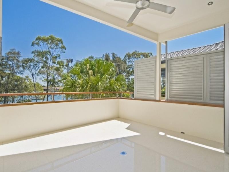 Paradise Point QLD 4216