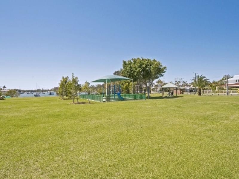 Paradise Point QLD 4216