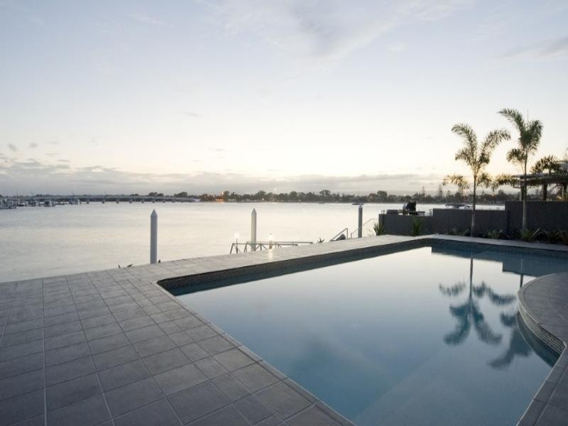 34 Brittanic Crescent, Paradise Point QLD 4216