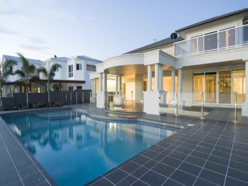 34 Brittanic Crescent, Paradise Point QLD 4216