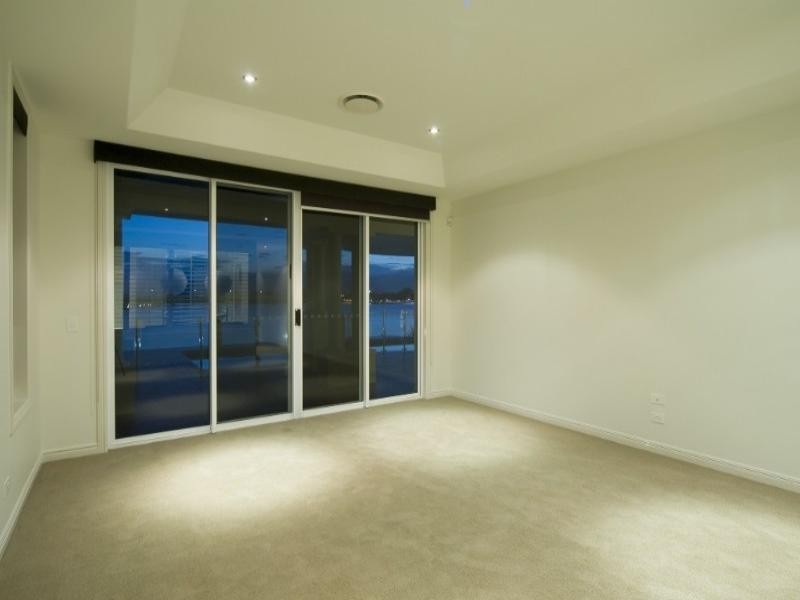 34 Brittanic Crescent, Paradise Point QLD 4216