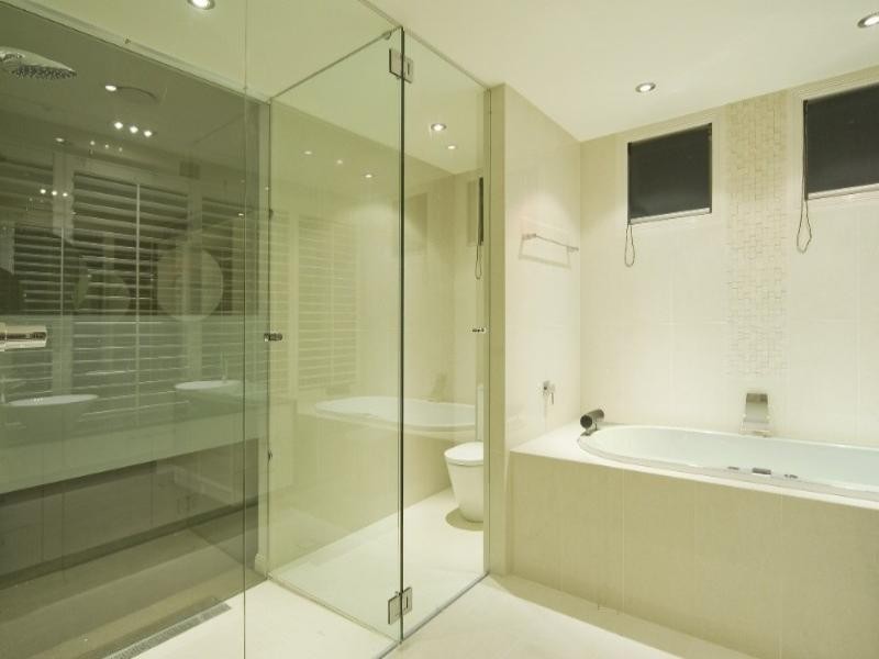 34 Brittanic Crescent, Paradise Point QLD 4216