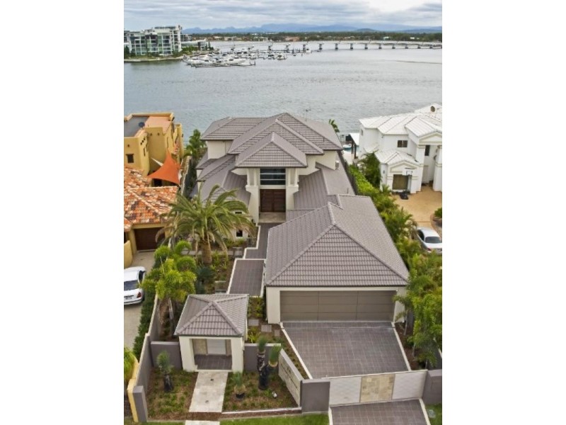 34 Brittanic Crescent, Paradise Point QLD 4216