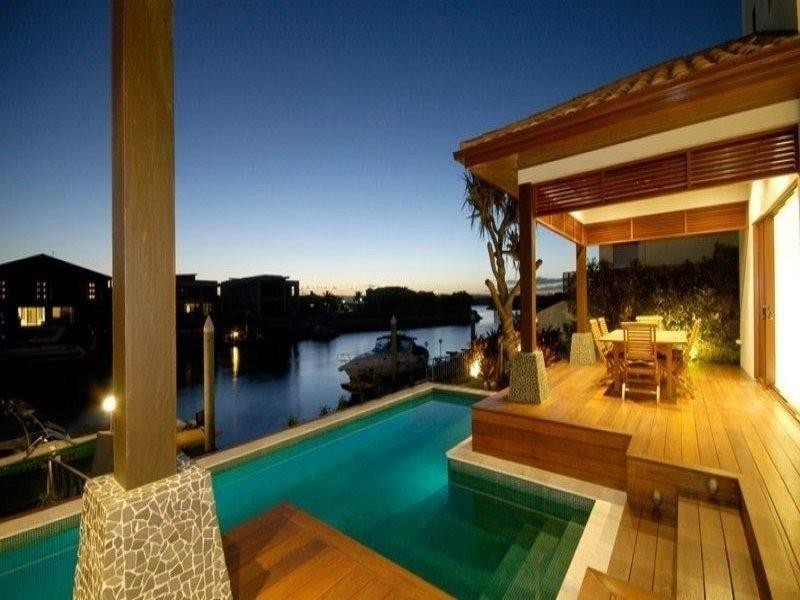 Paradise Point QLD 4216