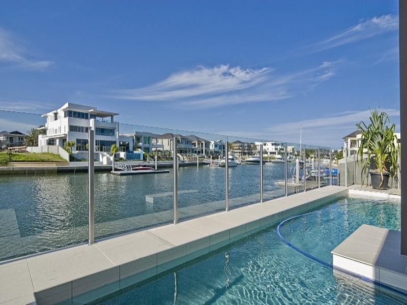 Paradise Point QLD 4216