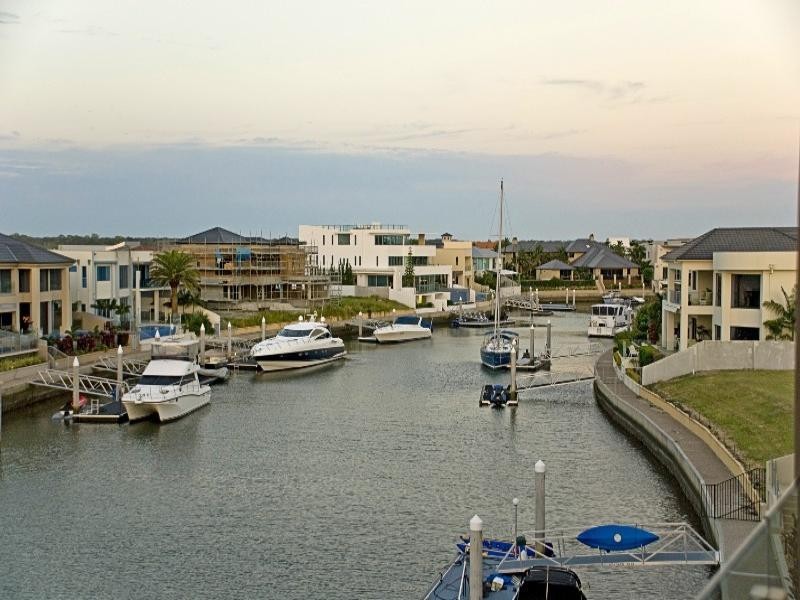Paradise Point QLD 4216