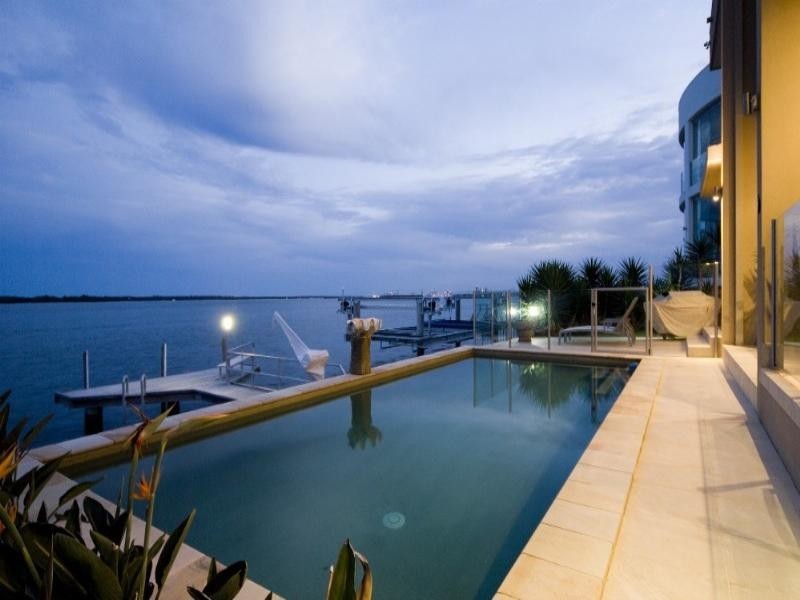 Paradise Point QLD 4216