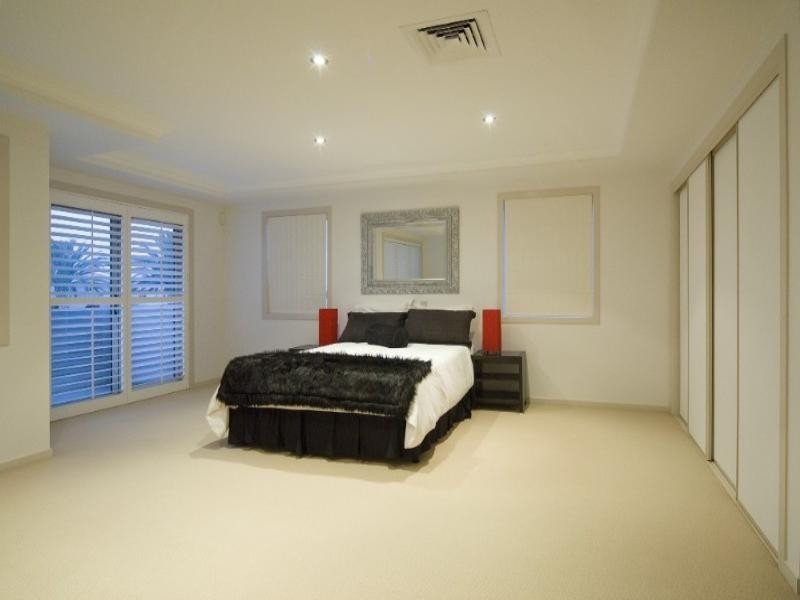 Paradise Point QLD 4216
