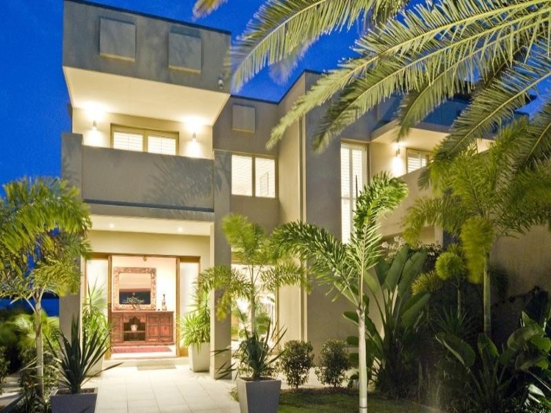 Paradise Point QLD 4216