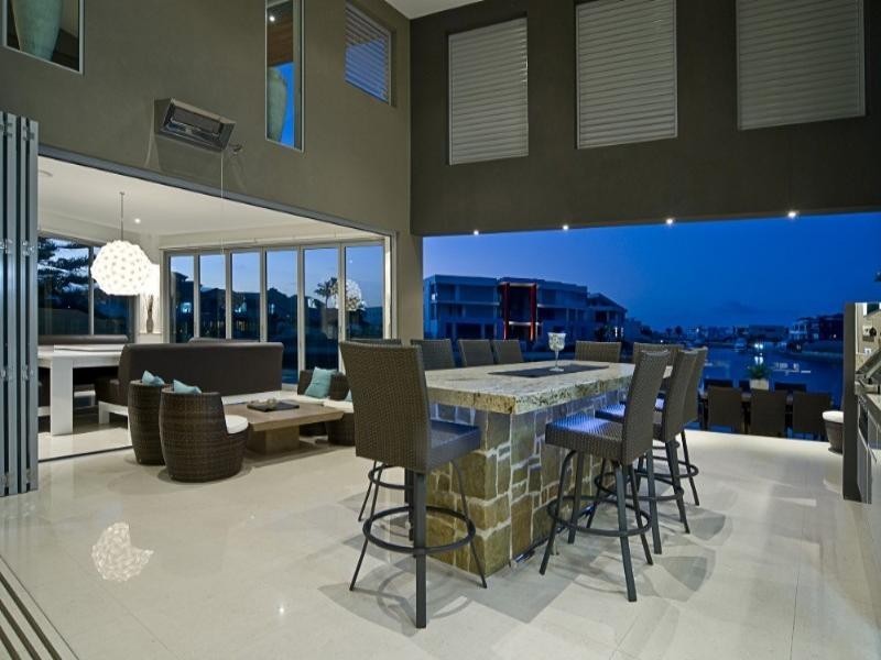 Paradise Point QLD 4216