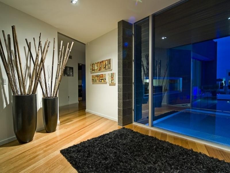 28 Royal Albert Crescent, Paradise Point QLD 4216