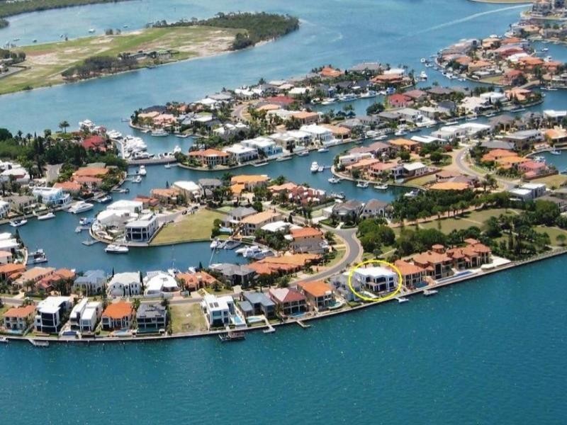 Paradise Point QLD 4216