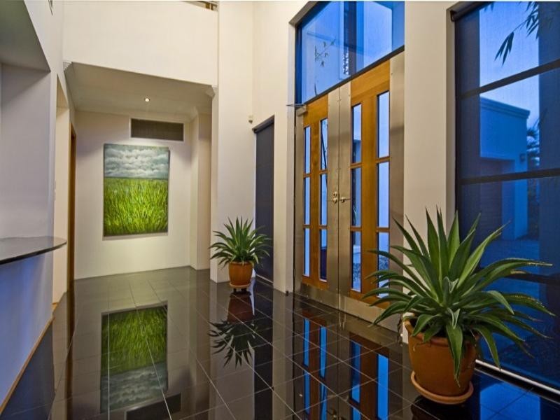 Paradise Point QLD 4216