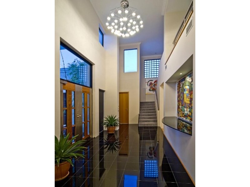 Paradise Point QLD 4216