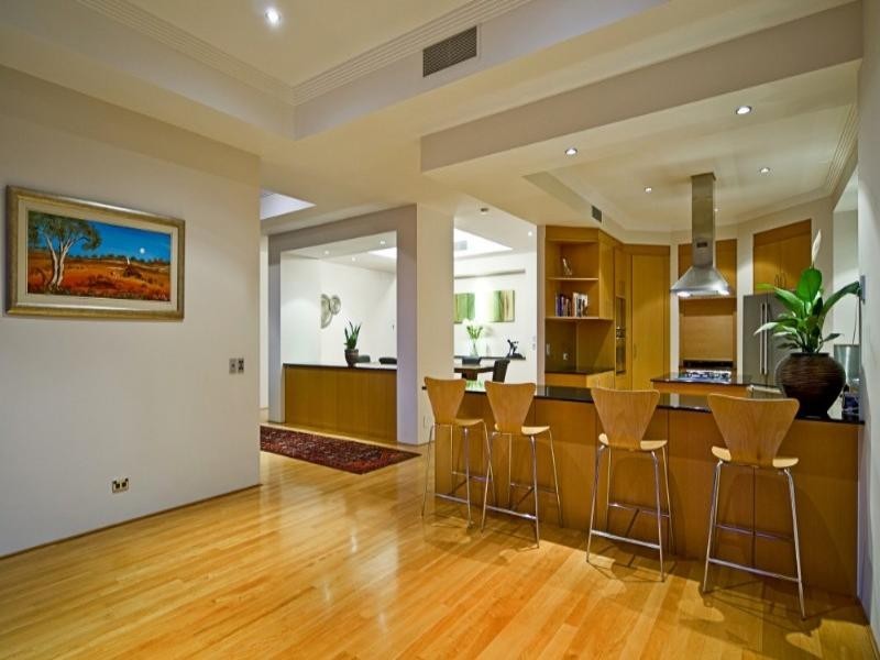 Paradise Point QLD 4216