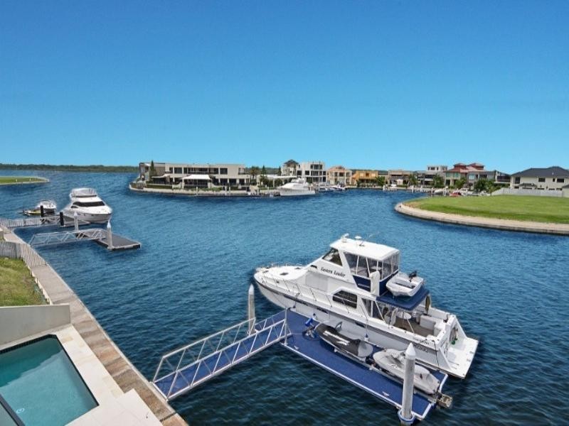 Paradise Point QLD 4216