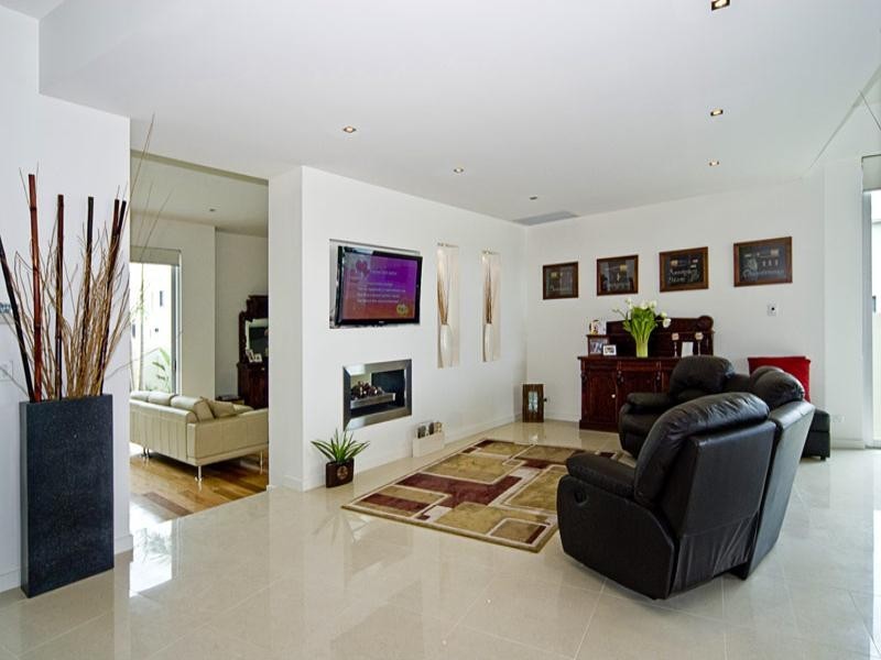 Paradise Point QLD 4216