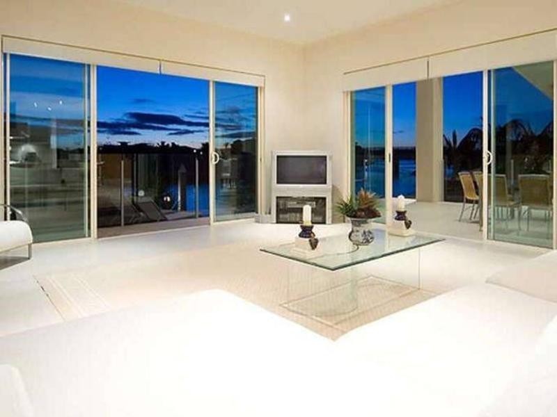 Paradise Point QLD 4216