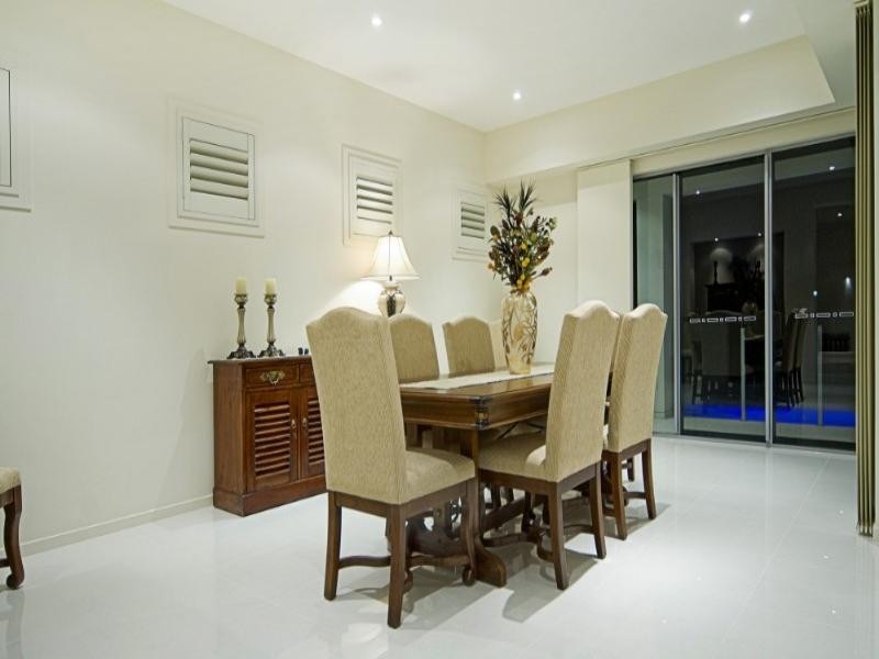 Paradise Point QLD 4216