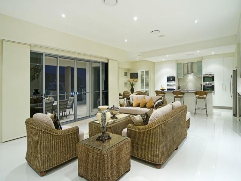 Paradise Point QLD 4216