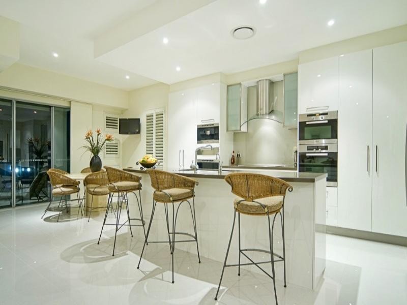 Paradise Point QLD 4216