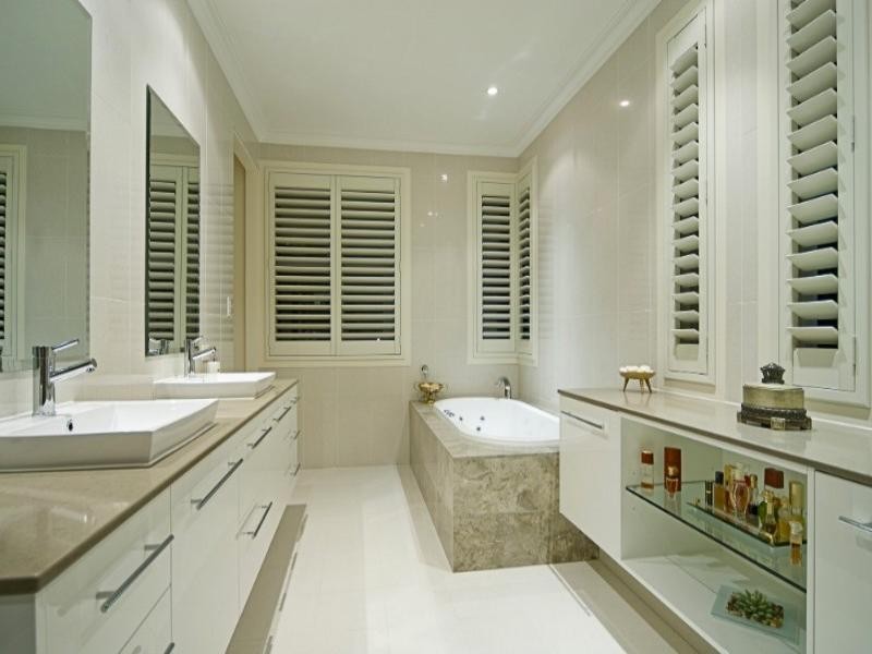 Paradise Point QLD 4216