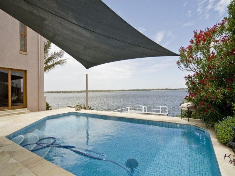 Paradise Point QLD 4216
