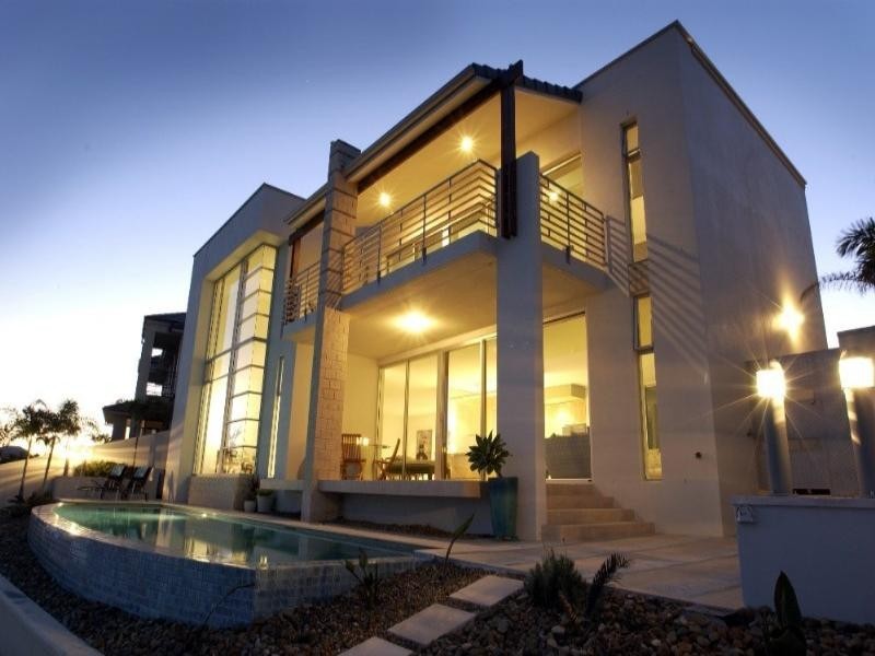 44 King Charles Drive, Paradise Point QLD 4216