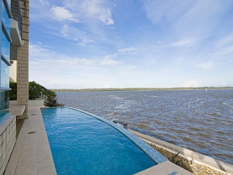 44 King Charles Drive, Paradise Point QLD 4216